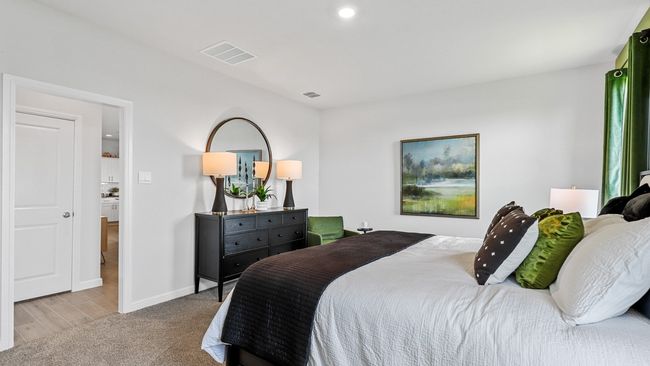 720 Amber Fields Drive, House other with 5 bedrooms, 3 bathrooms and null parking in Denton TX | Image 17