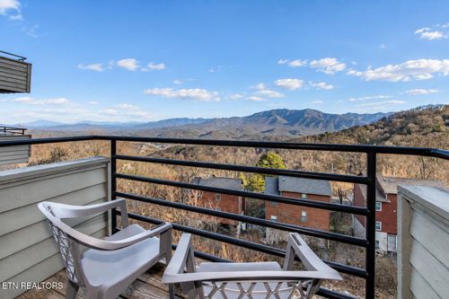 apt-8204-1260 Ski View Dr, Gatlinburg, TN, 37738-4579 | Card Image