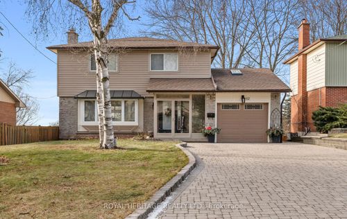 82 Springdale Cres, Oshawa, ON, L1H7C1 | Card Image