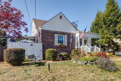 46 Silver Lake Avenue, House other with 4 bedrooms, 2 bathrooms and null parking in Edison NJ | Image 2