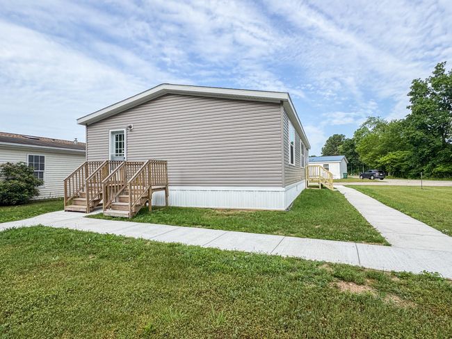 UNIT-34 - 1241 Manistee River Rd, House other with 3 bedrooms, 2 bathrooms and null parking in Three Rivers MI | Image 6