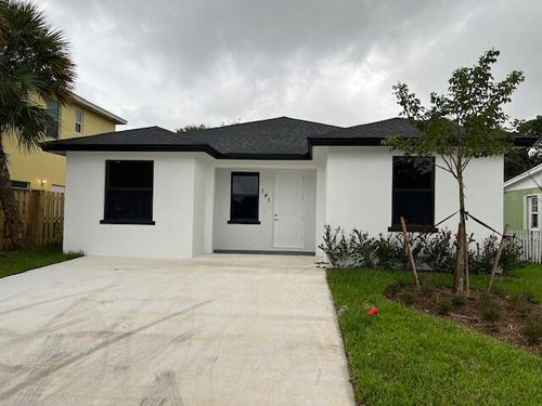 141 W 16th St, Riviera Beach, FL, 33404-6113 | Card Image