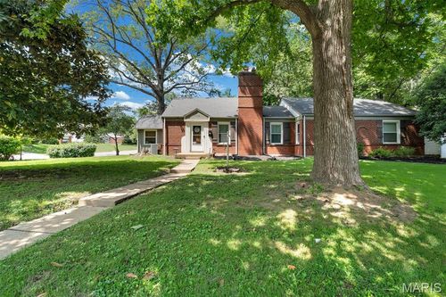 103 Thoroughman Ave, Ferguson, MO, 63135-1671 | Card Image