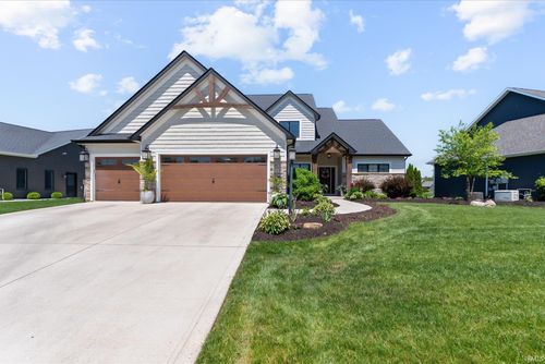 15242 Leo Creek Blvd, Leo, IN, 46765-0029 | Card Image