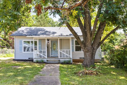 1108 W Hanna St, Denison, TX, 75020-6024 | Card Image