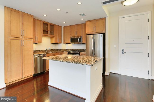 APT-302 - 8220 Crestwood Heights Dr, Condo with 1 bedrooms, 1 bathrooms and null parking in MCLEAN VA | Image 11