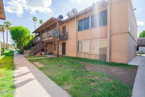 74-2409 W Hazelwood St, Phoenix, AZ, 85015-4035 | Card Image