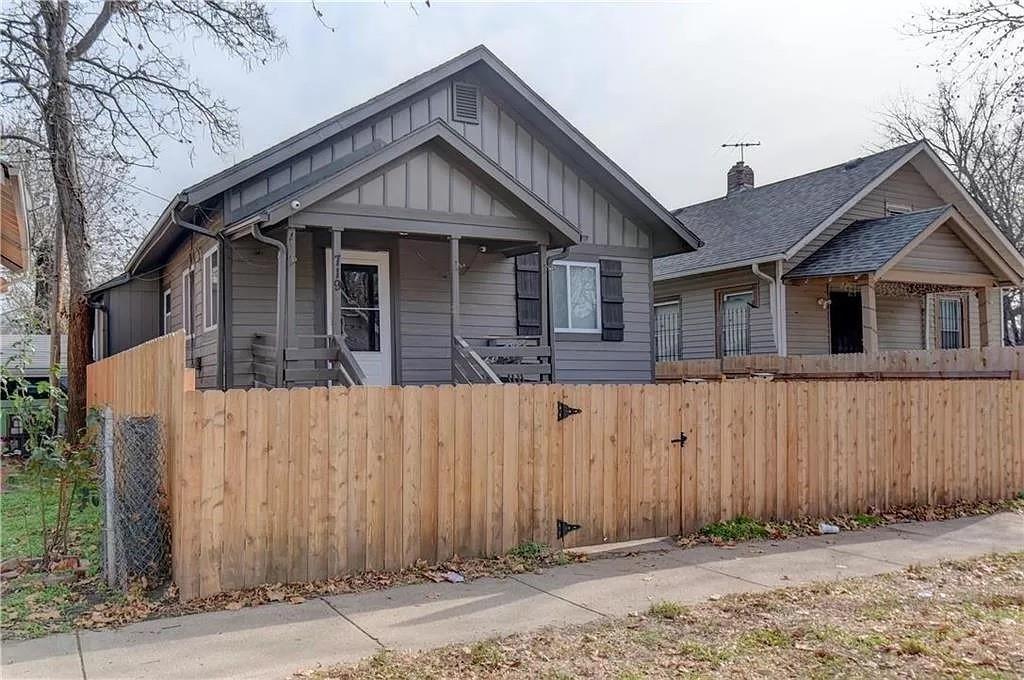 Van Brunt Blvd, Kansas City, MO 64124