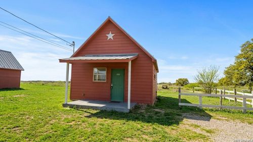 111-573 State Highway 97 E, Floresville, TX, 78114-3654 | Card Image