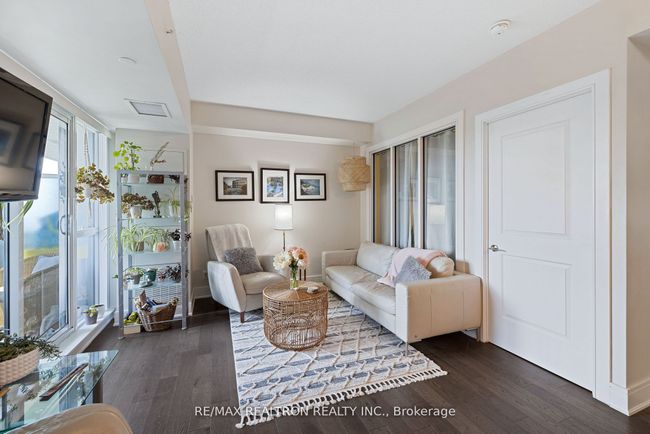 SE617 - 9199 Yonge St, Condo with 3 bedrooms, 2 bathrooms and 1 parking in Richmond Hill ON | Image 8