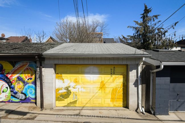 282 Crawford St, House attached with 5 bedrooms, 4 bathrooms and 1 parking in Toronto ON | Image 43