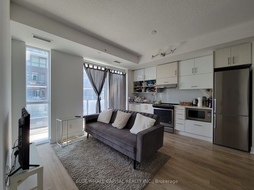 315-128 Fairview Mall Dr, Toronto, ON, M2J0E8 | Card Image