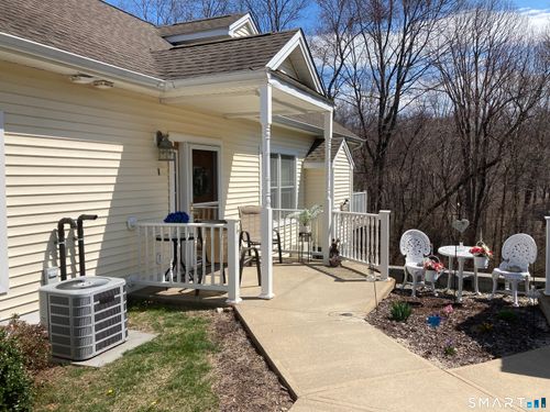 1-4 Park Ave, Wolcott, CT, 06716-1944 | Card Image