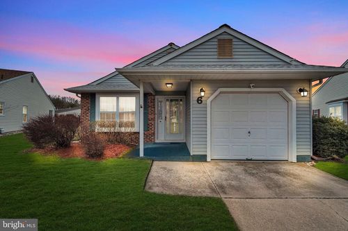 6 E Cortland Ct, MOUNT LAUREL, NJ, 08054-3017 | Card Image