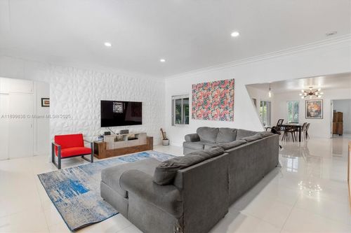 12660 Griffing Blvd, North Miami, FL, 33161-4614 | Card Image