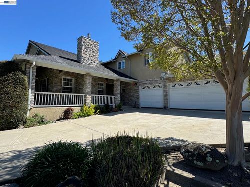 4205 Quail Hollow Pl, Castro Valley, CA, 94546-1276 | Card Image