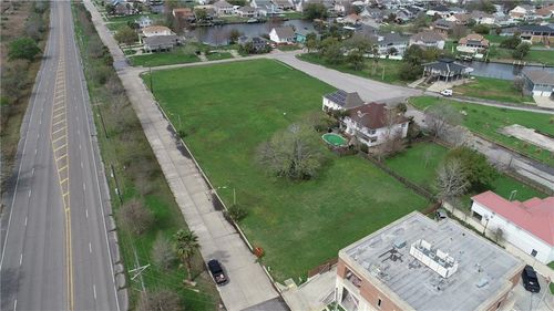 39203 Old Spanish Trl, New Orleans, LA, 70129 | Card Image