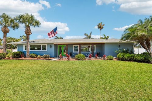 3203 Hibiscus Dr W, BELLEAIR BEACH, FL, 33786-3629 | Card Image