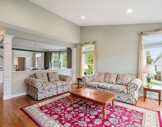 82 - 82 Buttercup Ln, Condo with 2 bedrooms, 3 bathrooms and 2 parking in South Grafton MA | Image 12