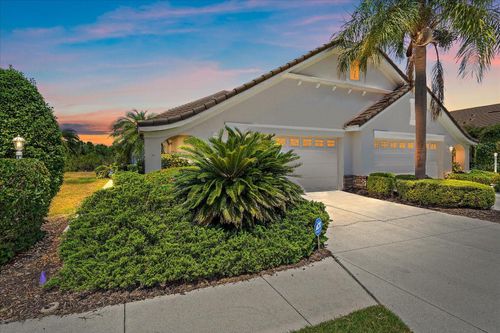 7011 Woodmore Ter, LAKEWOOD RANCH, FL, 34202-8957 | Card Image