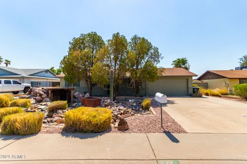3827 W Meadow Dr, Glendale, AZ, 85308-4222 | Card Image