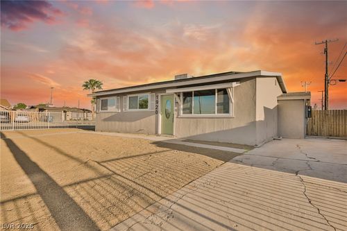 1920 W Nelson Avenue, North Las Vegas, NV, 89032 | Card Image