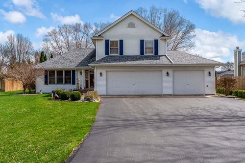8319 Woodbridge Ln, Machesney Park, IL, 61115-2296 | Card Image