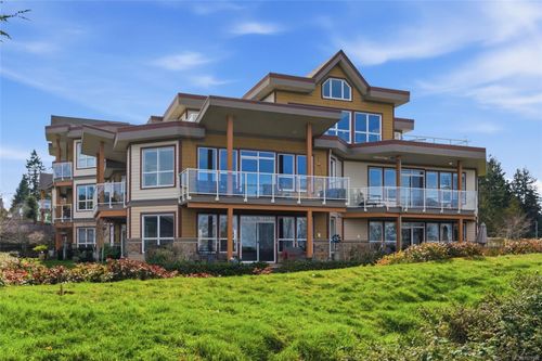 303-439 College Rd, Qualicum Beach, BC, V9K0B2 | Card Image