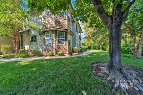 1232 E Winding Creek Dr, Eagle, ID, 83616-7233 | Card Image