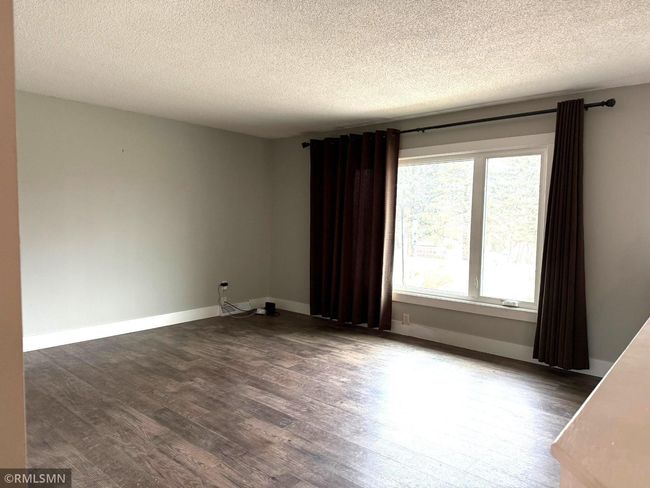 Living Room | Image 6