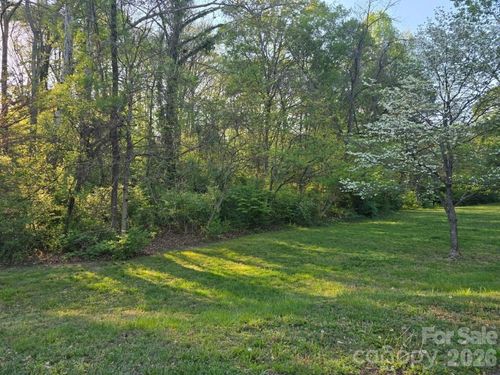 969 8th Avenue Nw, Hickory, NC, 28601 | Card Image