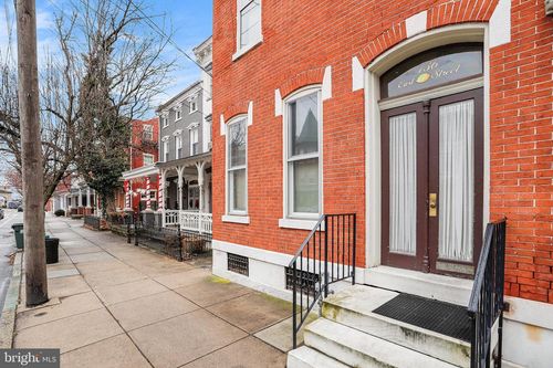 apt-1-136 E Lemon St, LANCASTER, PA, 17602-4964 | Card Image