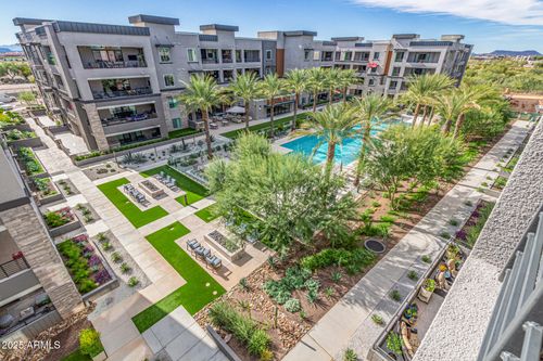 450-5250 E Deer Valley Dr, Phoenix, AZ, 85054-5715 | Card Image