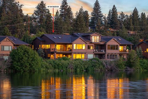 897 Sw Theater Dr, Bend, OR, 97702-3509 | Card Image
