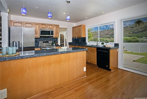 744 Kalanipuu St, Honolulu, HI, 96825-2420 | Card Image