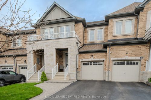 71 Rimrock Cres, Whitby, ON, L1N0E5 | Card Image