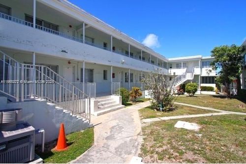 10-315 83rd St, Miami Beach, FL, 33141-1459 | Card Image