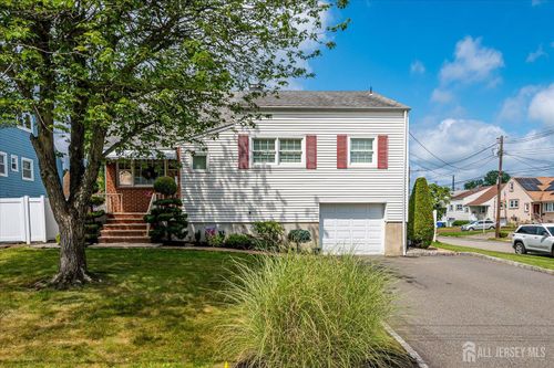 47 De Grasse St, Fords, NJ, 08863-1323 | Card Image
