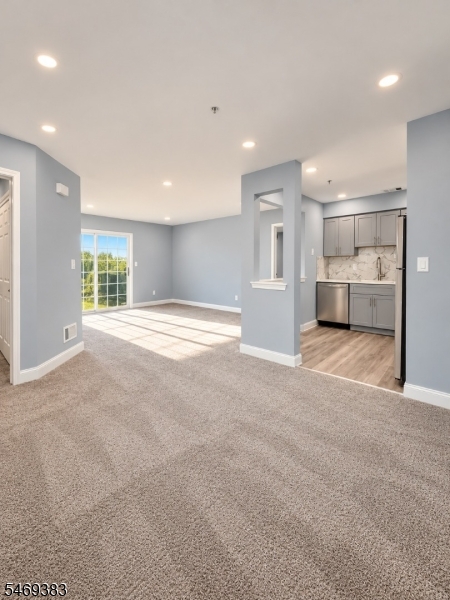 Residential Lease in Edison Twp.