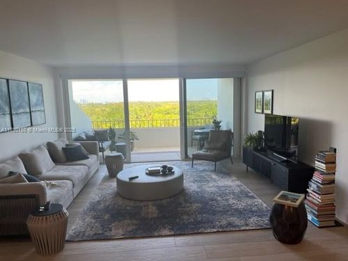 apt-812-177 Ocean Lane Dr, Key Biscayne, FL, 33149-1427 | Card Image