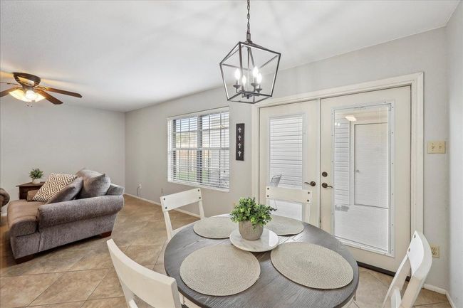1047 Park Meadow Dr, Condo with 3 bedrooms, 2 bathrooms and null parking in Beaumont TX | Image 8