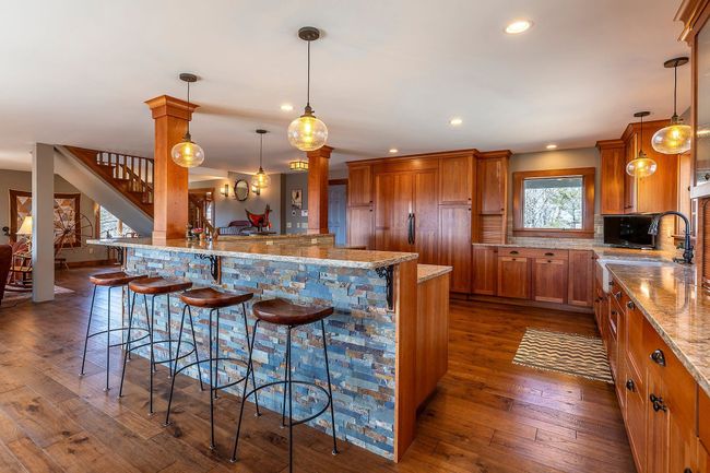 484 Route 12, House other with 4 bedrooms, 4 bathrooms and null parking in Hartland VT | Image 5