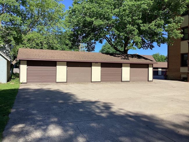 913 Abbott St | Image 8