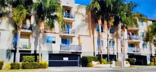 13941 Sherman Way, Van Nuys, CA, 91405-2550 | Card Image