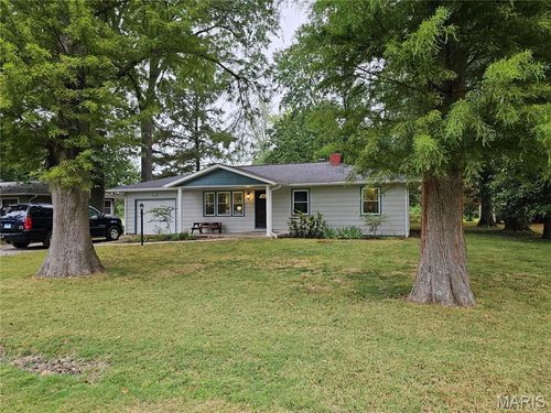 939 Country Club Rd, Sparta, IL, 62286-1765 | Card Image