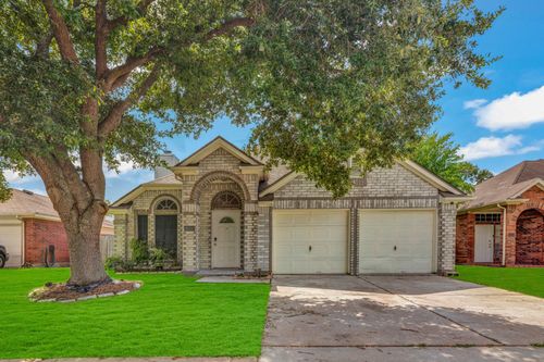 8222 Viny Ridge Dr, Houston, TX, 77083-5455 | Card Image