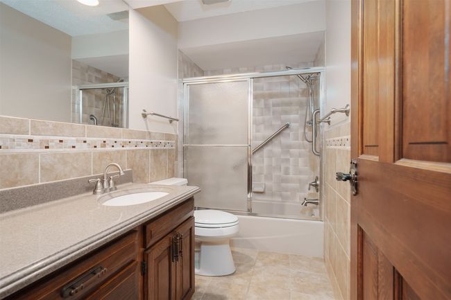 D1 - 201 Carol Ct, Condo with 2 bedrooms, 2 bathrooms and 1 parking in Pontiac IL | Image 16