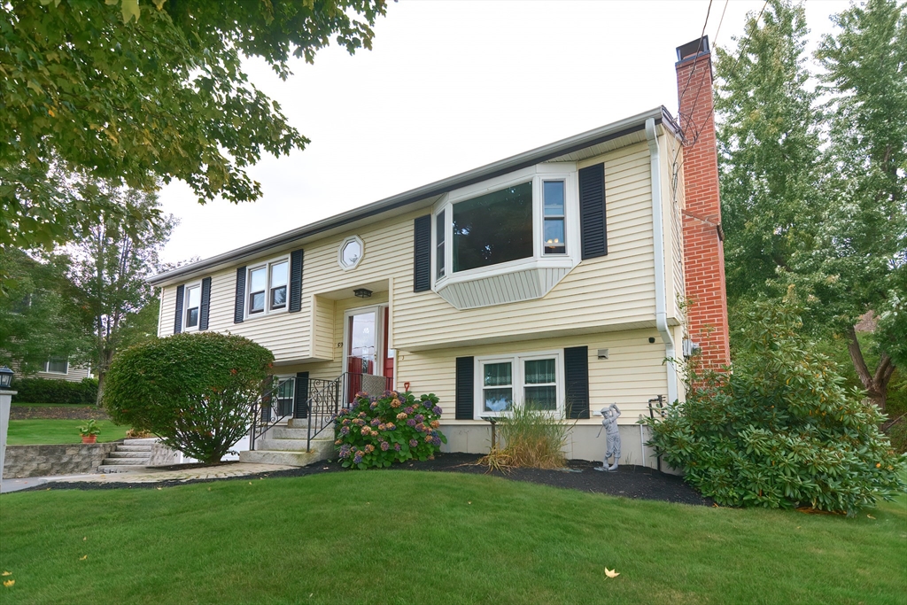 Long Hill Dr, Leominster, MA 01453