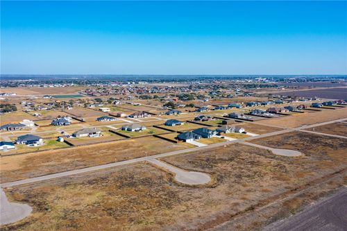 4701 Shiraz Ct, Robstown, TX, 78380 | Card Image