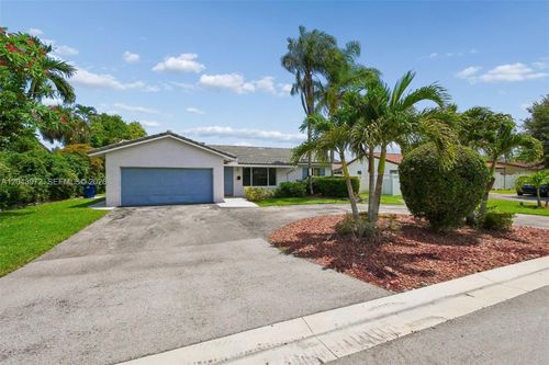 7506 Nw 42nd St, Coral Springs, FL, 33065-2013 | Card Image